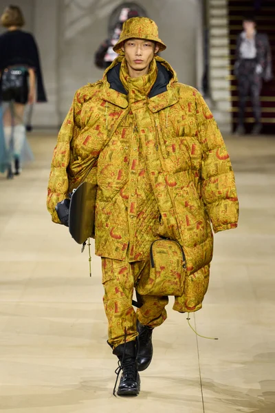 Look 21